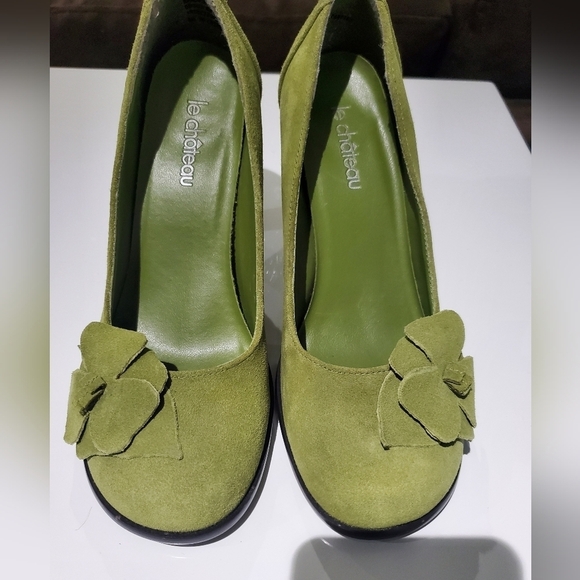 VINTAGE green Le Chateau Real leather Suede Pumps with flower detail size 6.5 - Picture 4 of 9